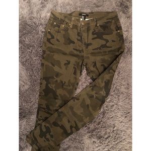 Camo jeans